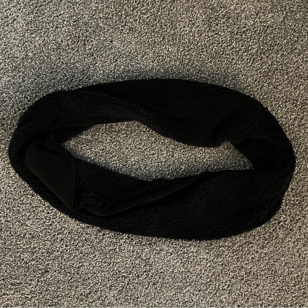 Black Fuzzy Scarf